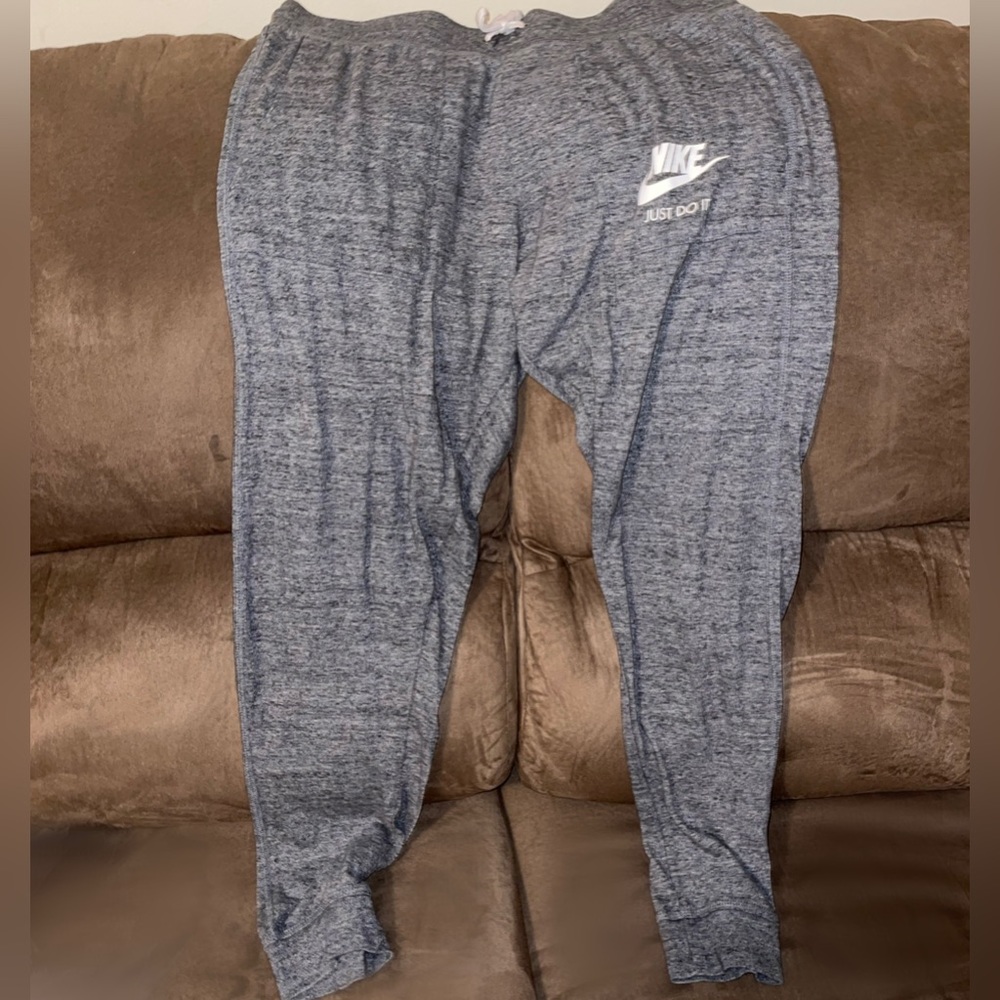 {Nike} Joggers Heather Grey Women’s M